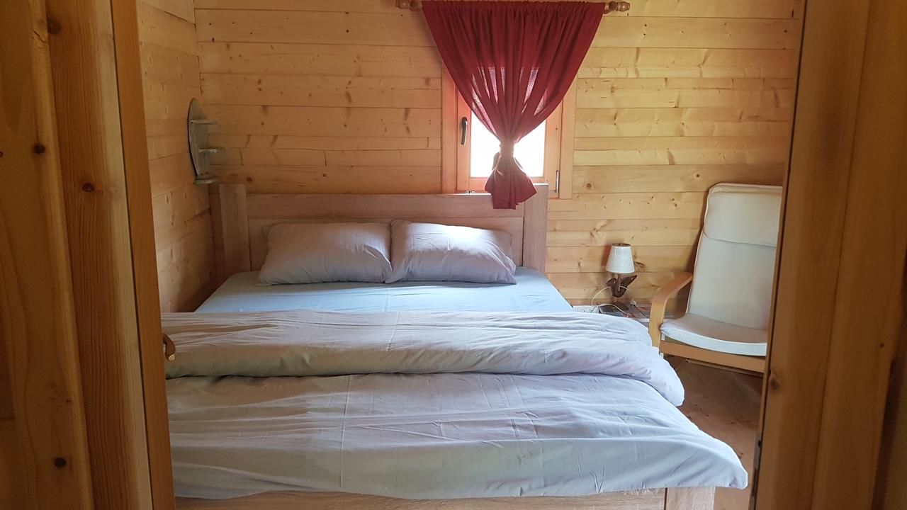 Комплексы для отдыха с коттеджами/бунгало EtnoPetra Мойковац